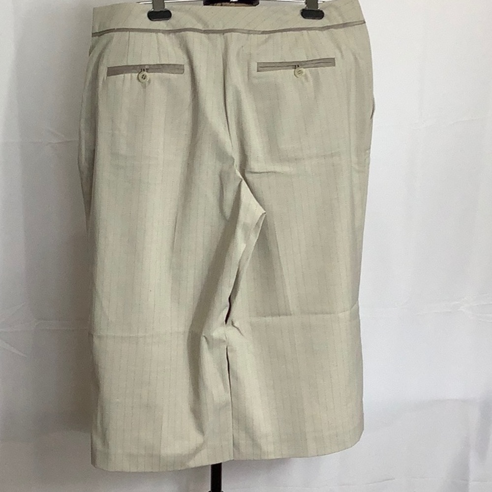 Pant - Picture 5 of 7